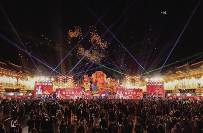 1月20日,“大同年 大不同”新春系列活动启动仪式在华严广场拉开帷幕。张占兵摄