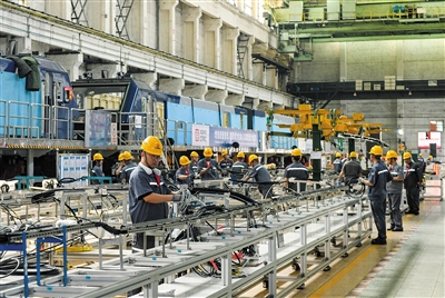 向“新”而行 “新”潮涌动