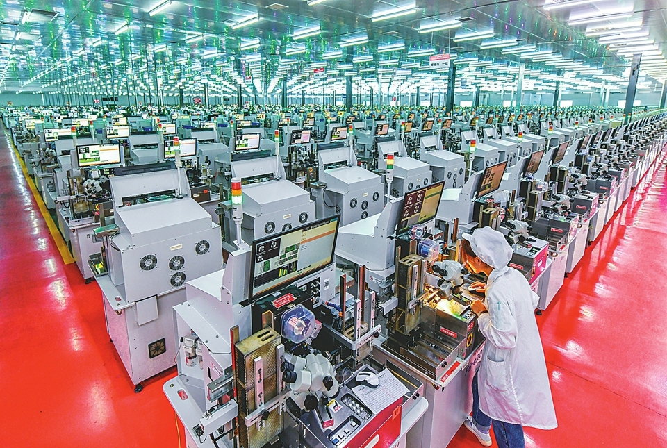 长治市南烨实业集团有限公司生产线。郝薇 摄
